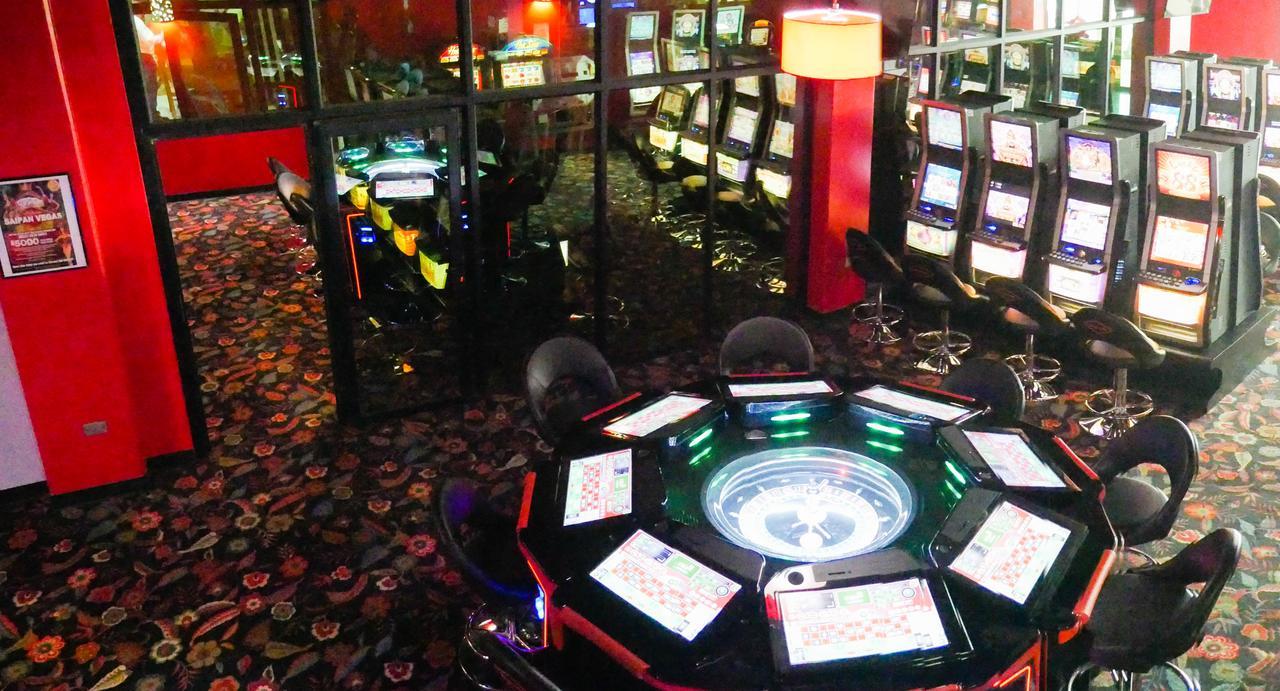 Saipan Vegas Resort Extérieur photo